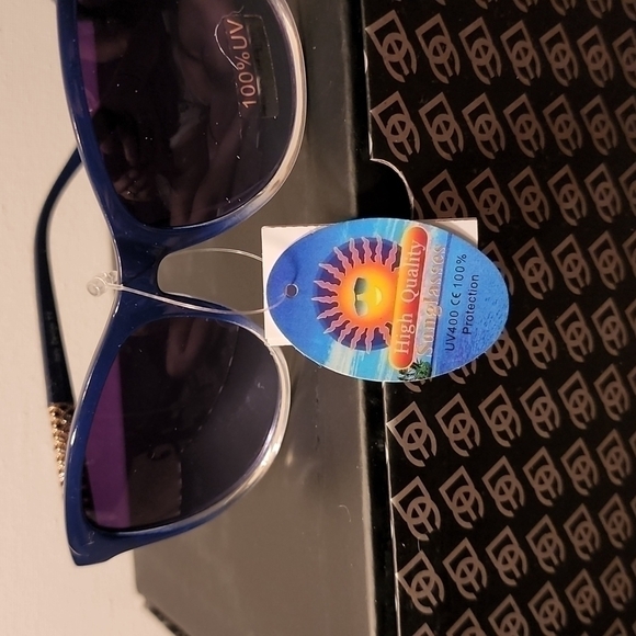 Designer sunglasses - Picture 10 of 10